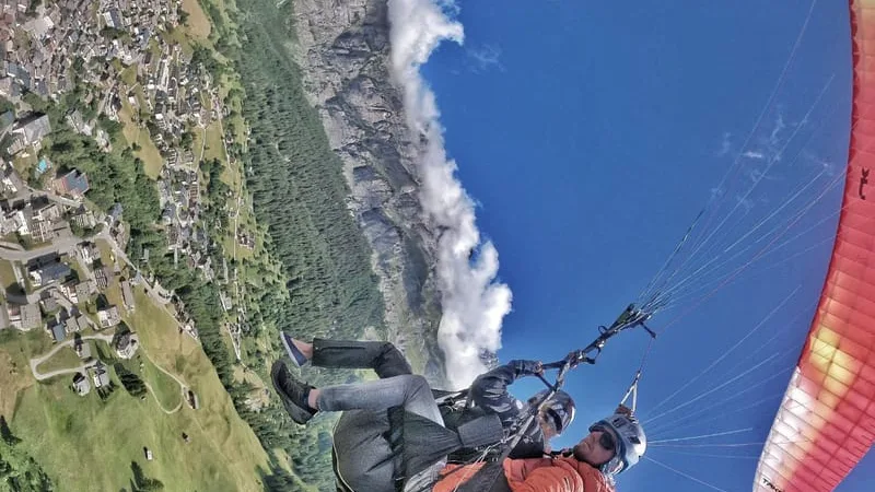 Tandem-Gleitschirmflug